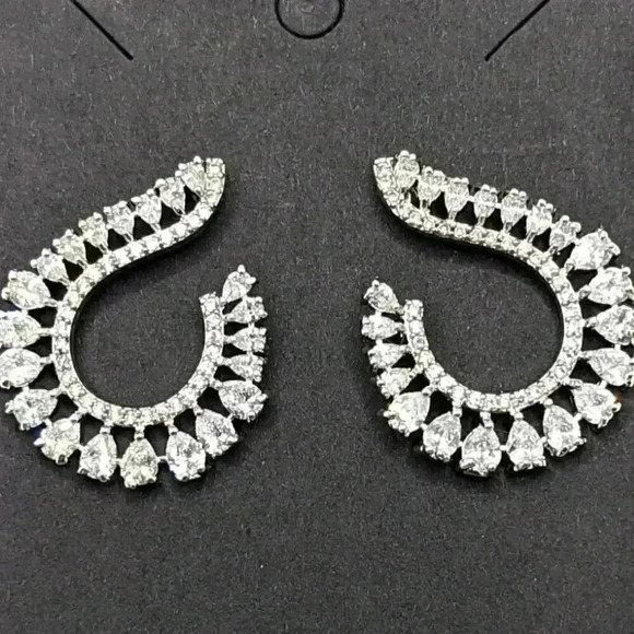 Curved Paisley Earrings Rhinestone EUC pushback - Picture 1 of 3